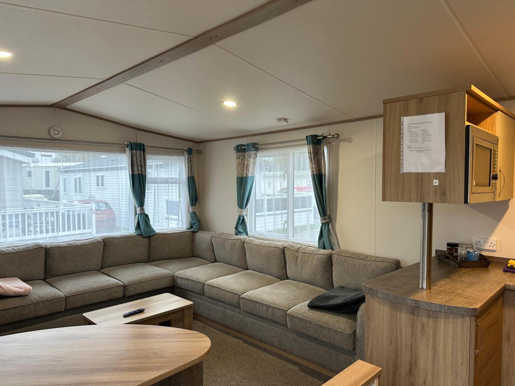 Felixstowe Chimo Caravan 8 Sleeps 5 Min To Beach Exteriör bild